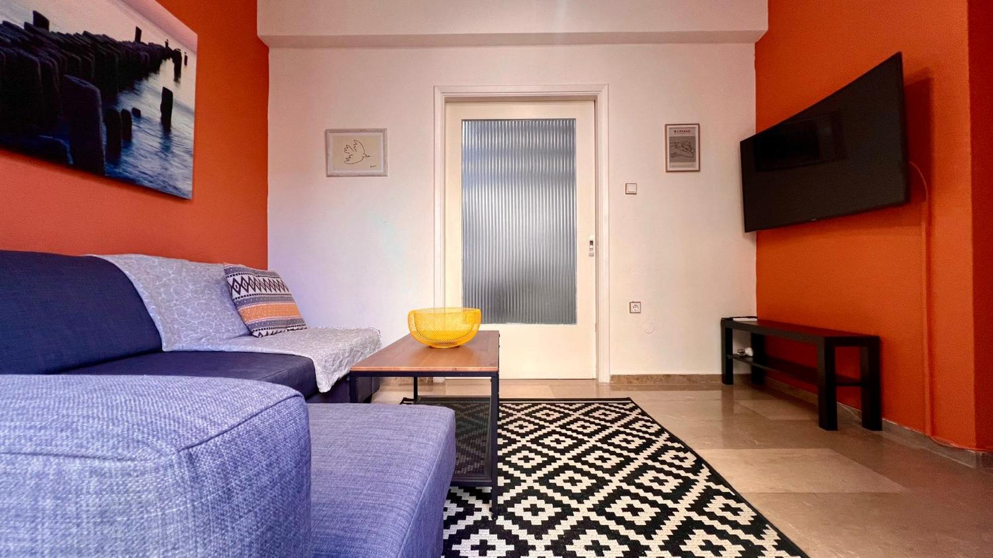 Modern & Cozy 51Sqm Apt In Thisseio Афіни Екстер'єр фото