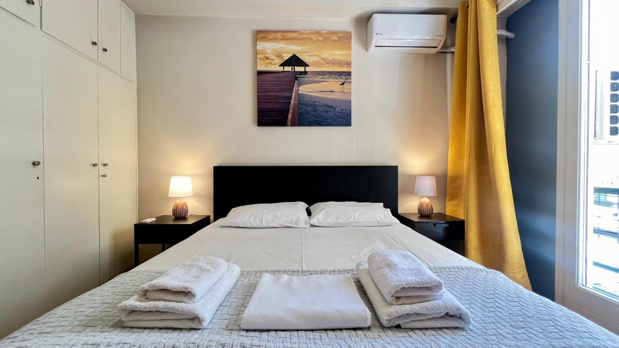 Modern & Cozy 51Sqm Apt In Thisseio Афіни Екстер'єр фото